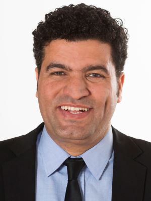 Portrait of Alumni Co-Speaker Mahmoud Abdel-Hafiez